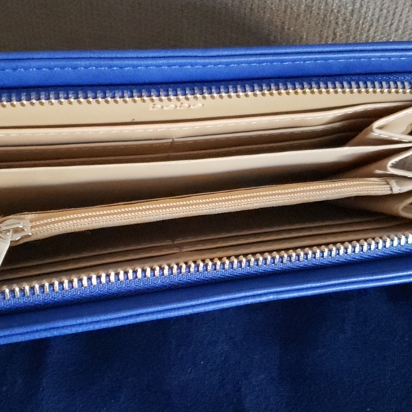 Bebe Blue Wristlet - Picture 4 of 4